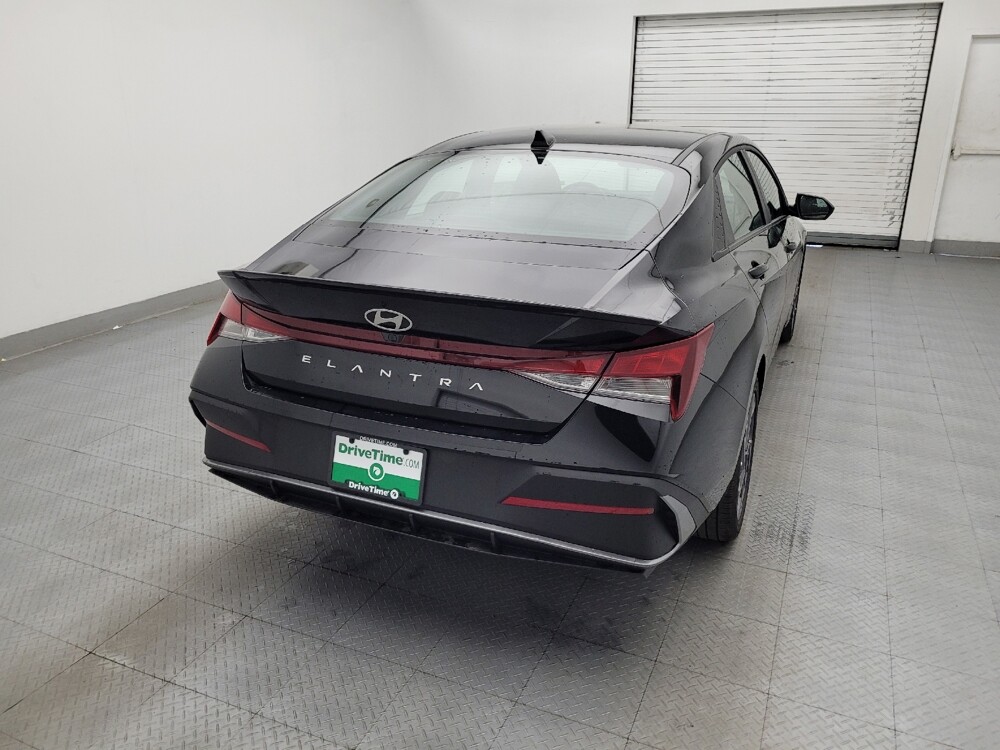 2025 Hyundai Elantra in Columbia, SC 29210 - 18142853 7