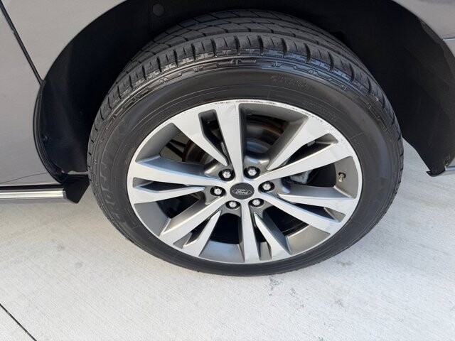 2020 Ford Expedition Max in Knoxville, TN 37920 - 18142858 30