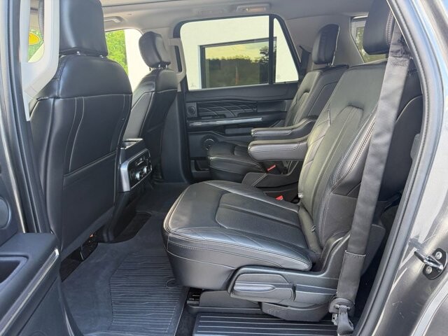 2020 Ford Expedition Max in Knoxville, TN 37920 - 18142858 14