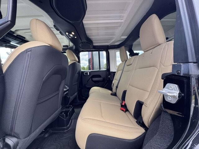 2020 Jeep Wrangler in Winchester, VA 22602 - 18142861 14