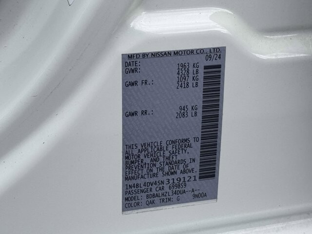 2025 Nissan Altima in Winchester, VA 22602 - 18142870 30