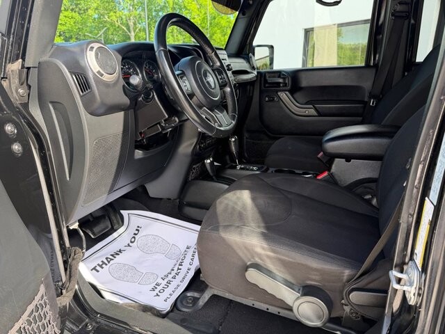 2016 Jeep Wrangler in Knoxville, TN 37920 - 18142894 13