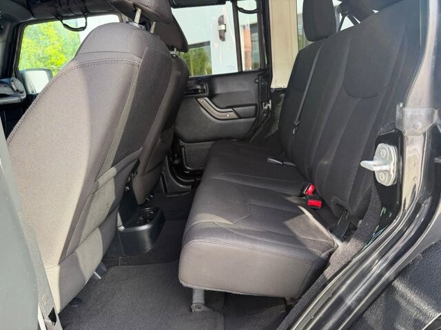 2016 Jeep Wrangler in Knoxville, TN 37920 - 18142894 9