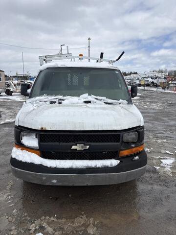 2012 Chevrolet Express 2500 in Blauvelt, NY 10913 - 18142897 3