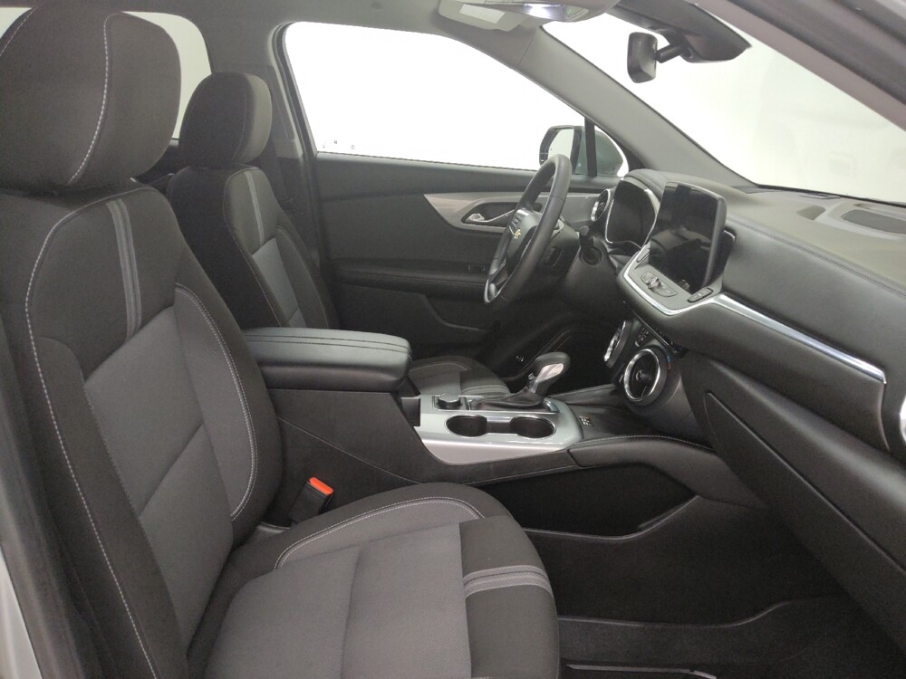 2024 Chevrolet Blazer in Wichita, KS 67207 - 18142906 21