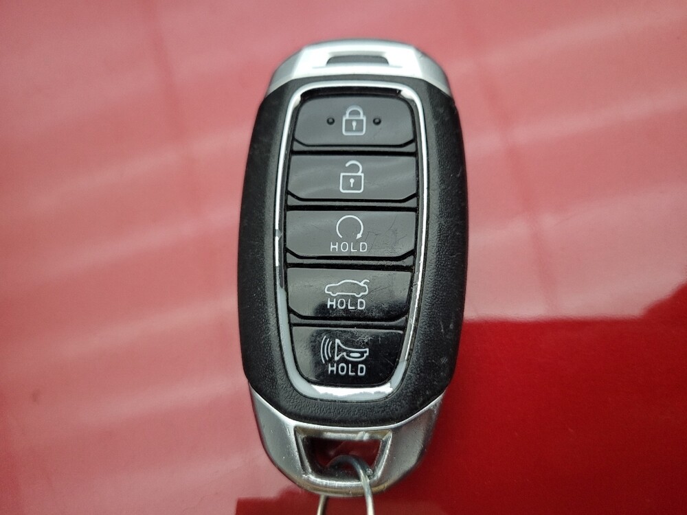 2023 Hyundai Elantra in Montclair, CA 91763 - 18142911 32