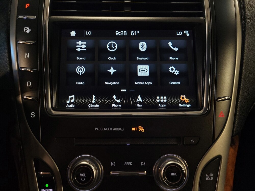 2018 Lincoln MKX in Hialeah, FL 33014 - 18142916 25
