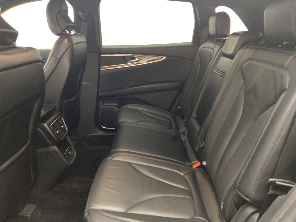 2018 Lincoln MKX in Hialeah, FL 33014 - 18142916 18