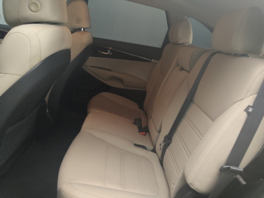 2017 Kia Sorento in Columbus, GA 31909 - 18142931 18