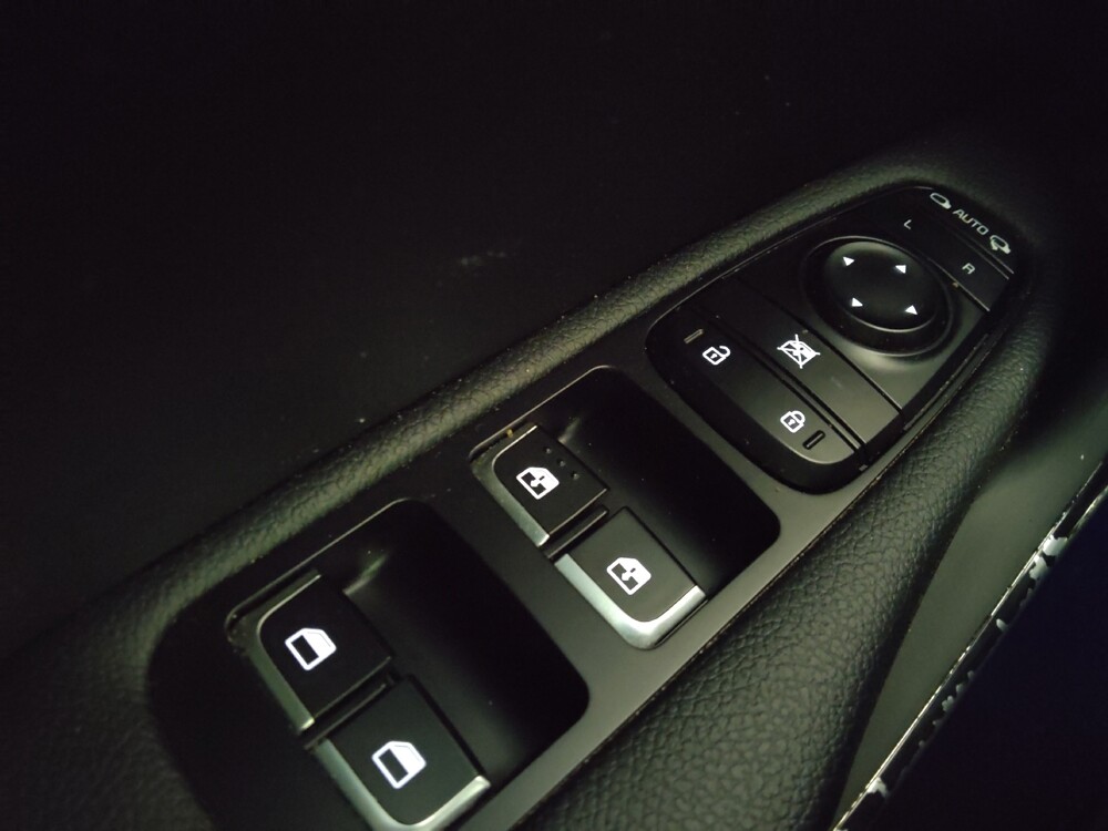 2022 Kia Stinger in Athens, GA 30606 - 18142938 27