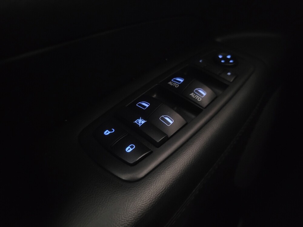2018 Jeep Grand Cherokee in Pelham, AL 35124 - 18142941 27