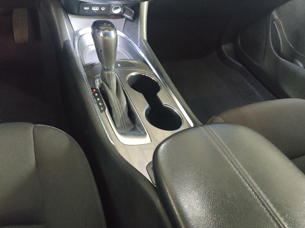 2020 Chevrolet Malibu in Stone Mountain, GA 30083 - 18142947 26