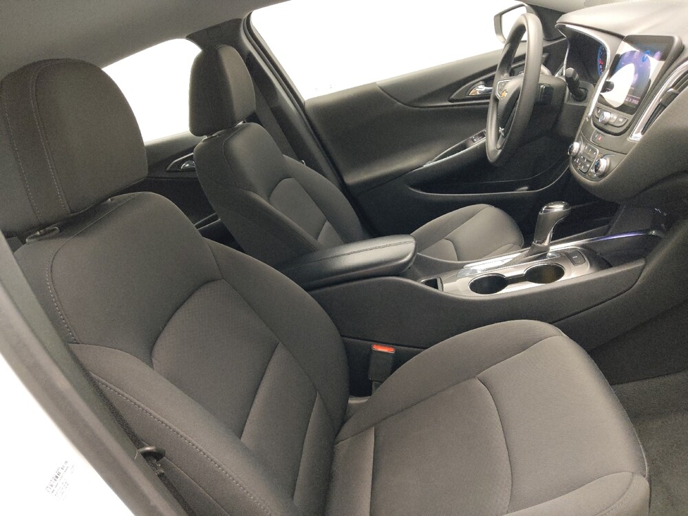 2020 Chevrolet Malibu in Stone Mountain, GA 30083 - 18142947 21