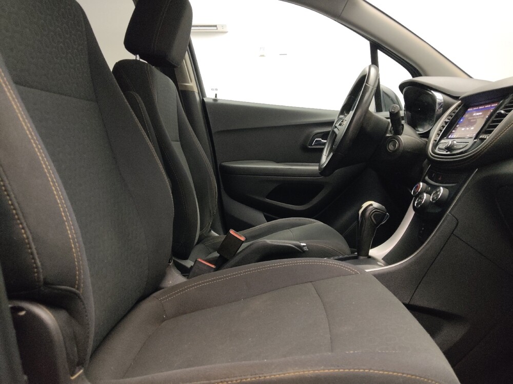 2020 Chevrolet Trax in Plano, TX 75074 - 18142949 21