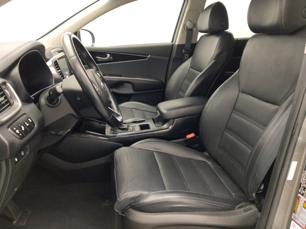 2018 Kia Sorento in Miami, FL 33157 - 18142952 17