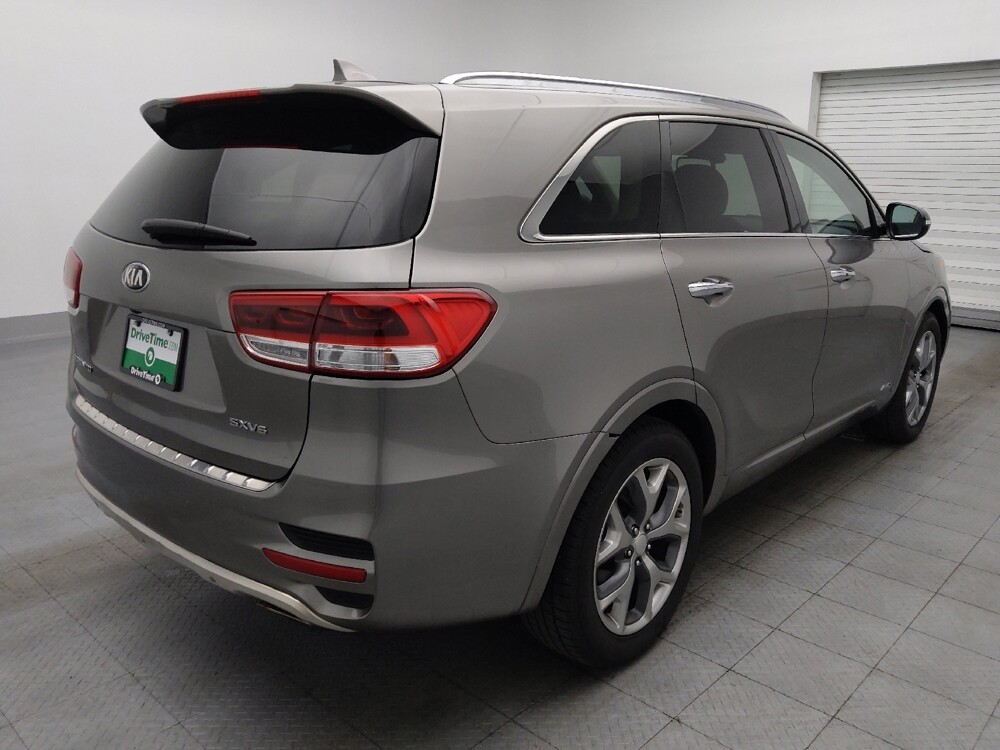 2018 Kia Sorento in Miami, FL 33157 - 18142952 9