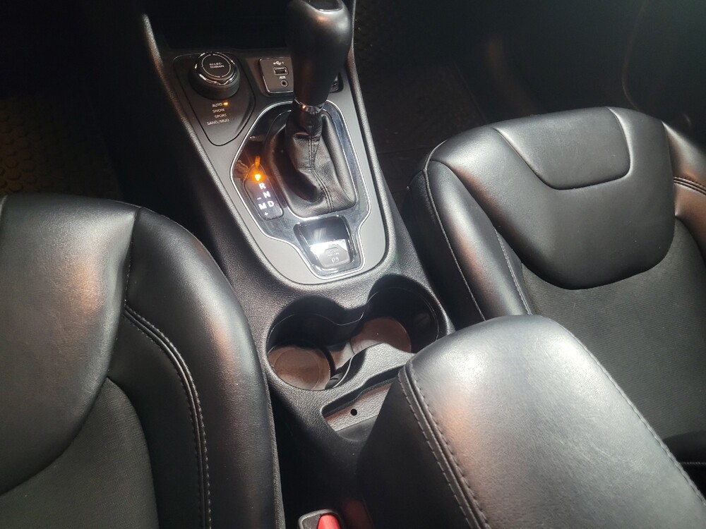 2019 Jeep Cherokee in Birmingham, AL 35215 - 18142953 26