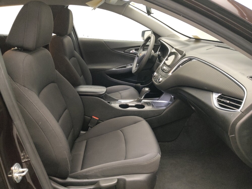 2020 Chevrolet Malibu in Arlington, TX 76011 - 18142956 21