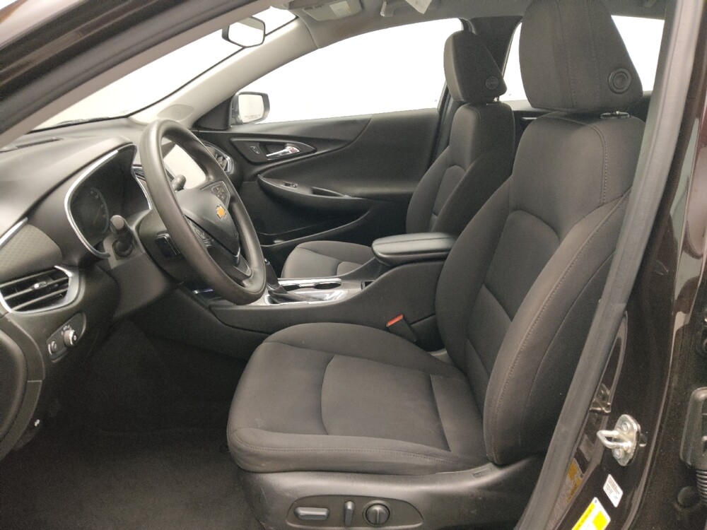 2020 Chevrolet Malibu in Arlington, TX 76011 - 18142956 17