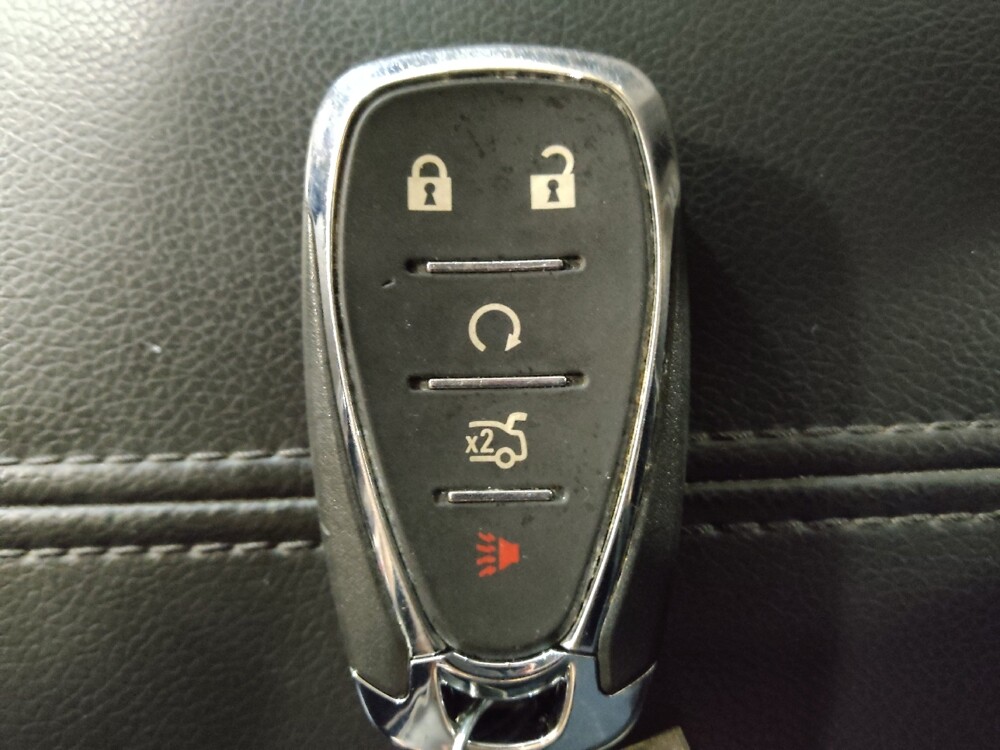 2018 Chevrolet Malibu in Tulsa, OK 74145 - 18142974 32