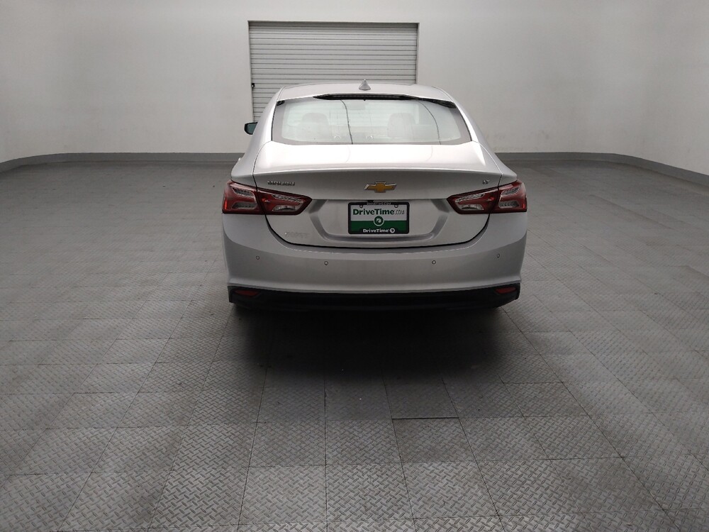 2020 Chevrolet Malibu in Tulsa, OK 74145 - 18142975 6