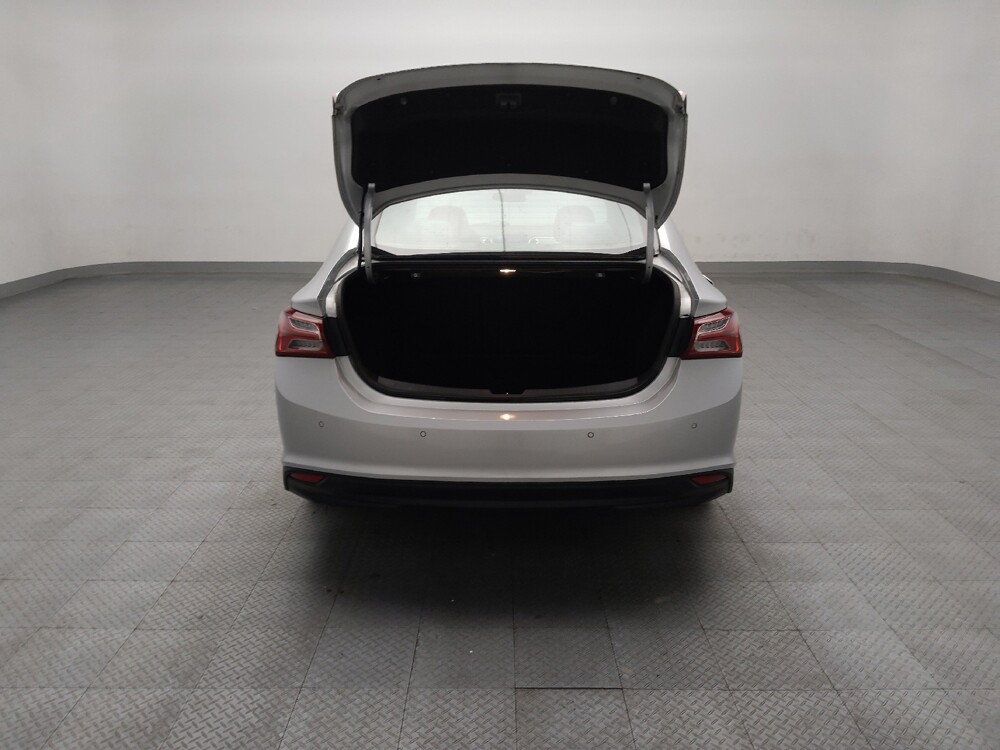 2020 Chevrolet Malibu in Tulsa, OK 74145 - 18142975 29