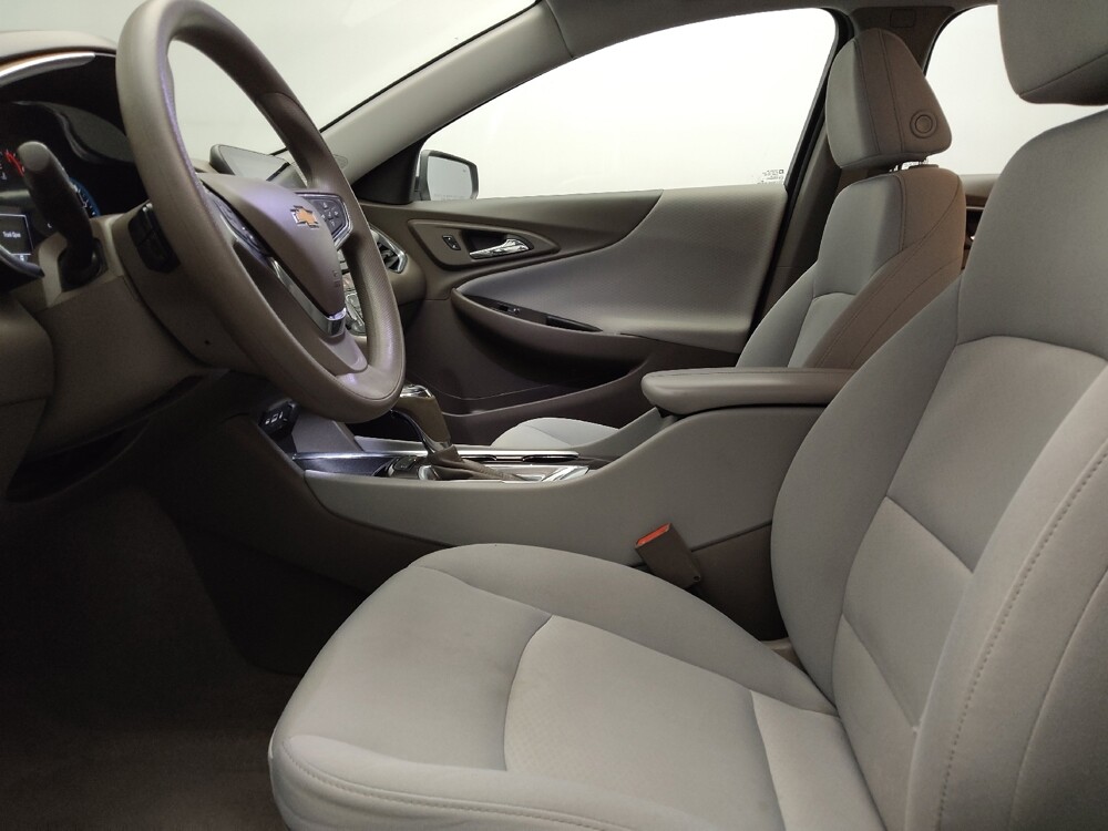 2020 Chevrolet Malibu in Tulsa, OK 74145 - 18142975 17