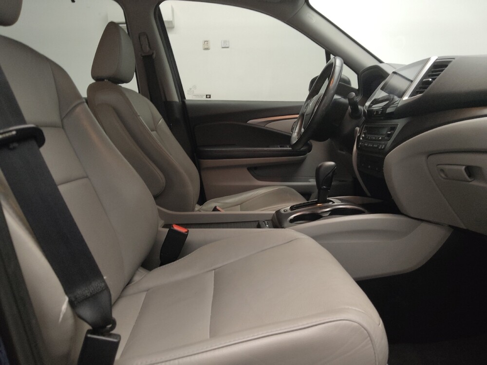2017 Honda Pilot in Tulsa, OK 74145 - 18142977 21