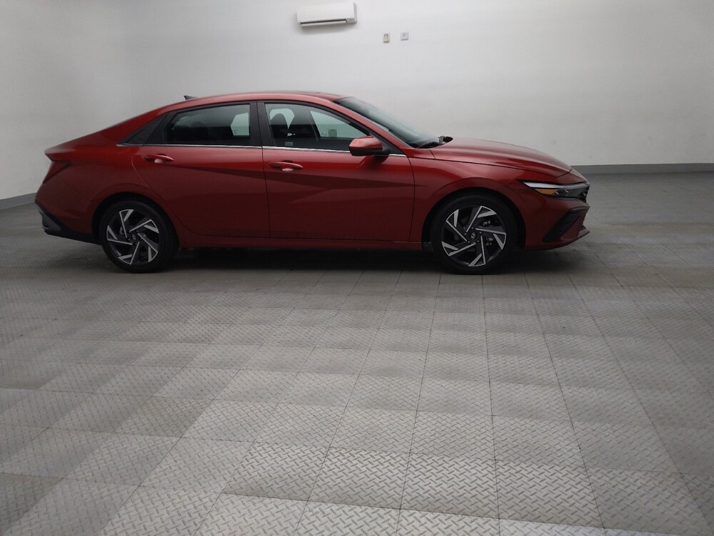 2025 Hyundai Elantra in Arlington, TX 76011 - 18142978 11