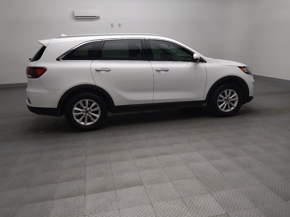 2019 Kia Sorento in Fort Worth, TX 76116 - 18142979 10
