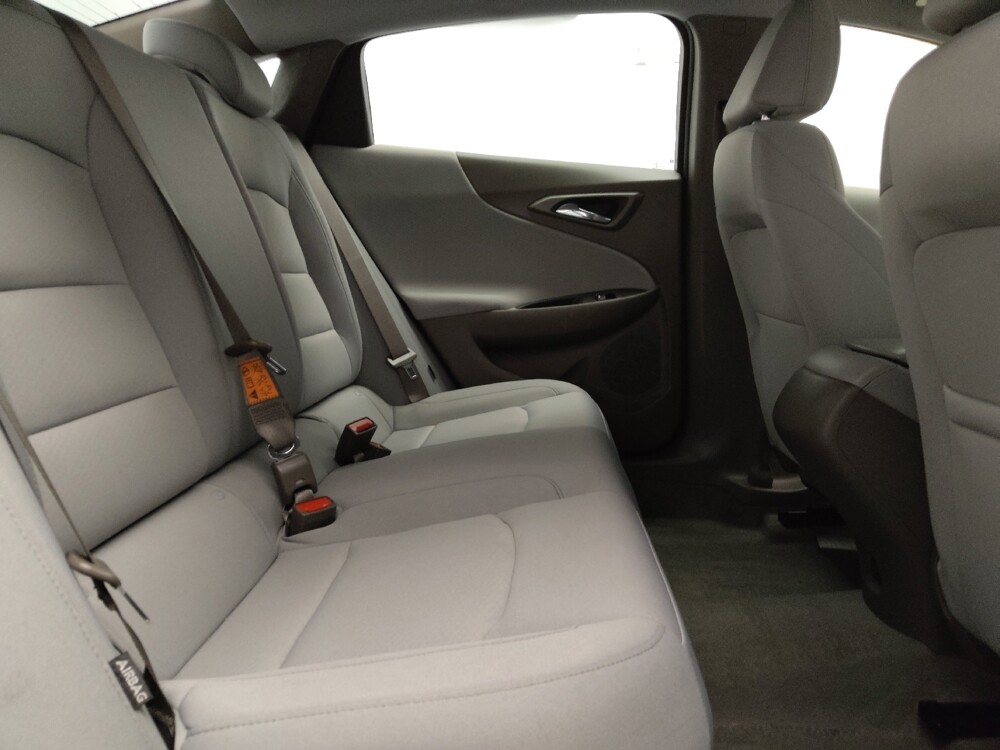 2023 Chevrolet Malibu in Arlington, TX 76011 - 18142982 19