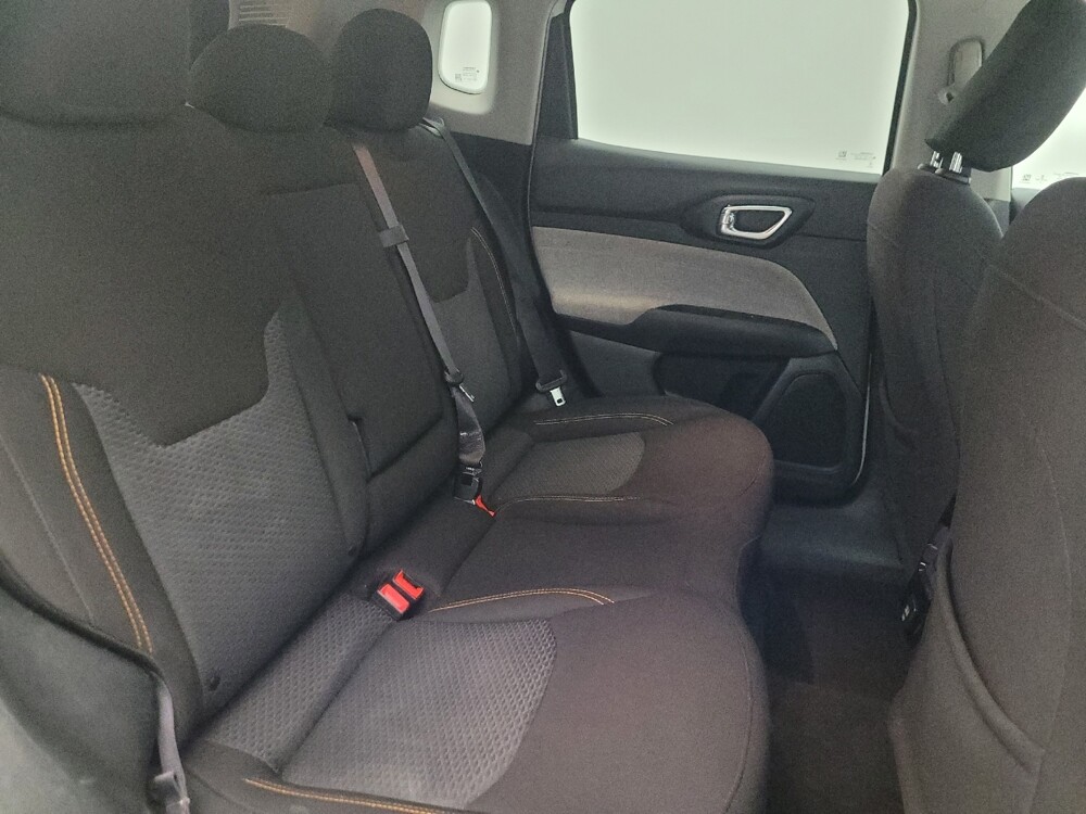 2022 Jeep Compass in Phoenix, AZ 85015 - 18142992 19