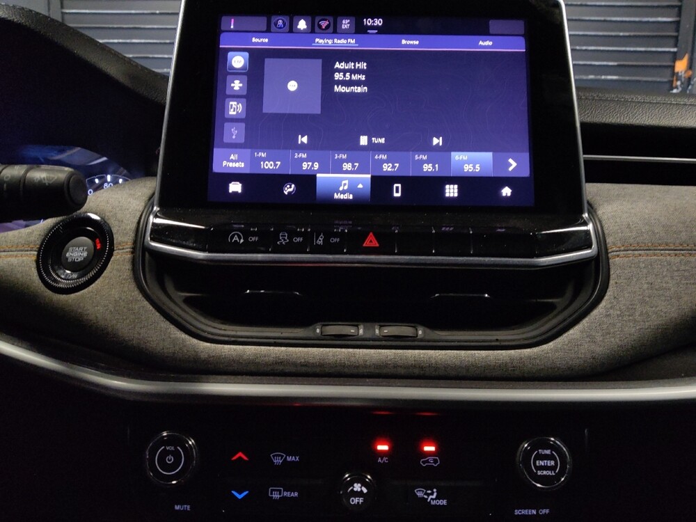 2022 Jeep Compass in Phoenix, AZ 85015 - 18142992 25