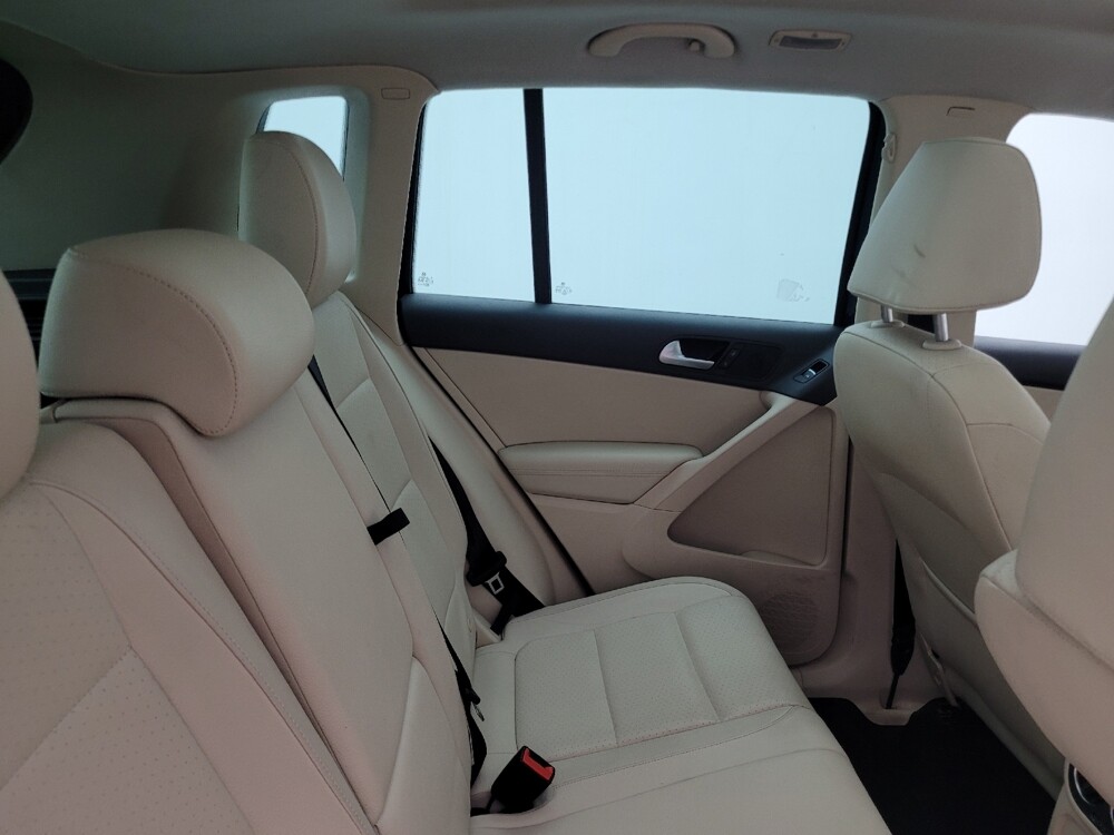 2016 Volkswagen Tiguan in Fort Myers, FL 33907 - 18142998 19