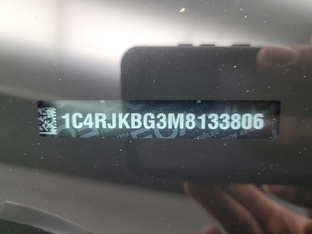 2021 Jeep Grand Cherokee L in Indianapolis, IN 46222 - 18143001 33