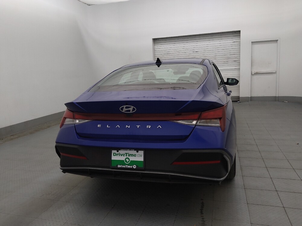 2024 Hyundai Elantra in Tampa, FL 33619 - 18143005 7