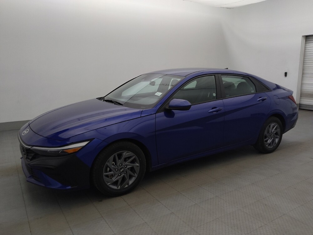 2024 Hyundai Elantra in Tampa, FL 33619 - 18143005 2