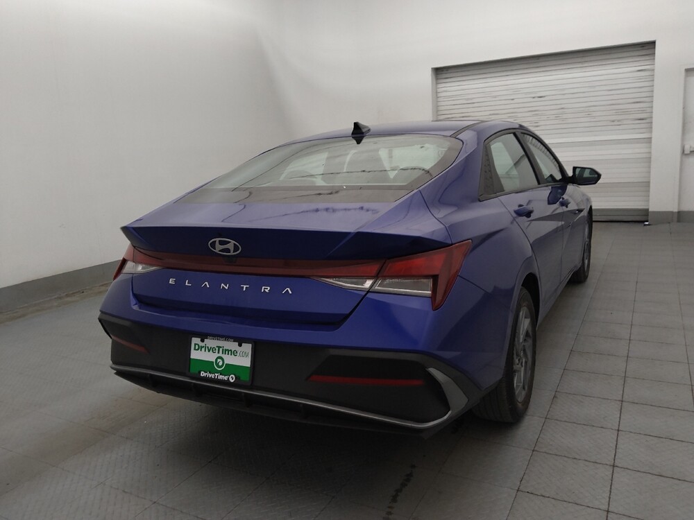 2024 Hyundai Elantra in Tampa, FL 33619 - 18143005 9