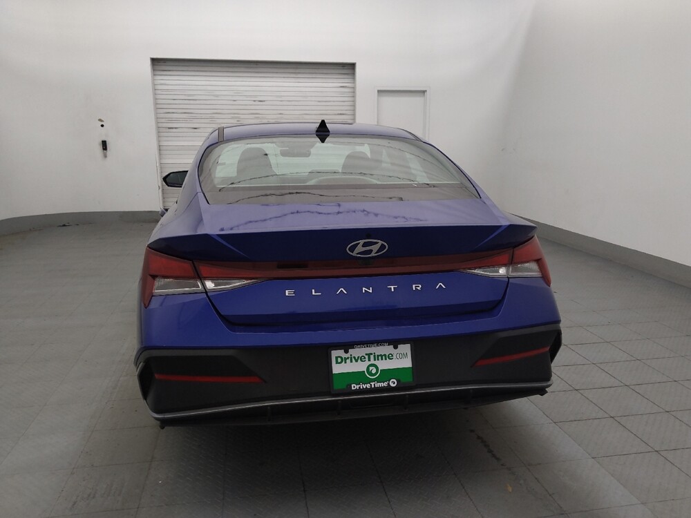 2024 Hyundai Elantra in Tampa, FL 33619 - 18143005 6