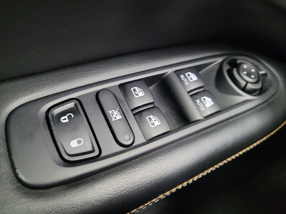 2020 Jeep Compass in Las Vegas, NV 89102 - 18143008 27