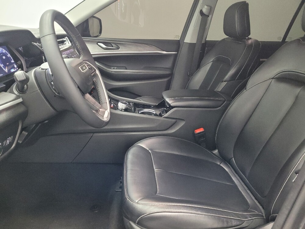 2023 Jeep Grand Cherokee L in Las Vegas, NV 89104 - 18143009 17