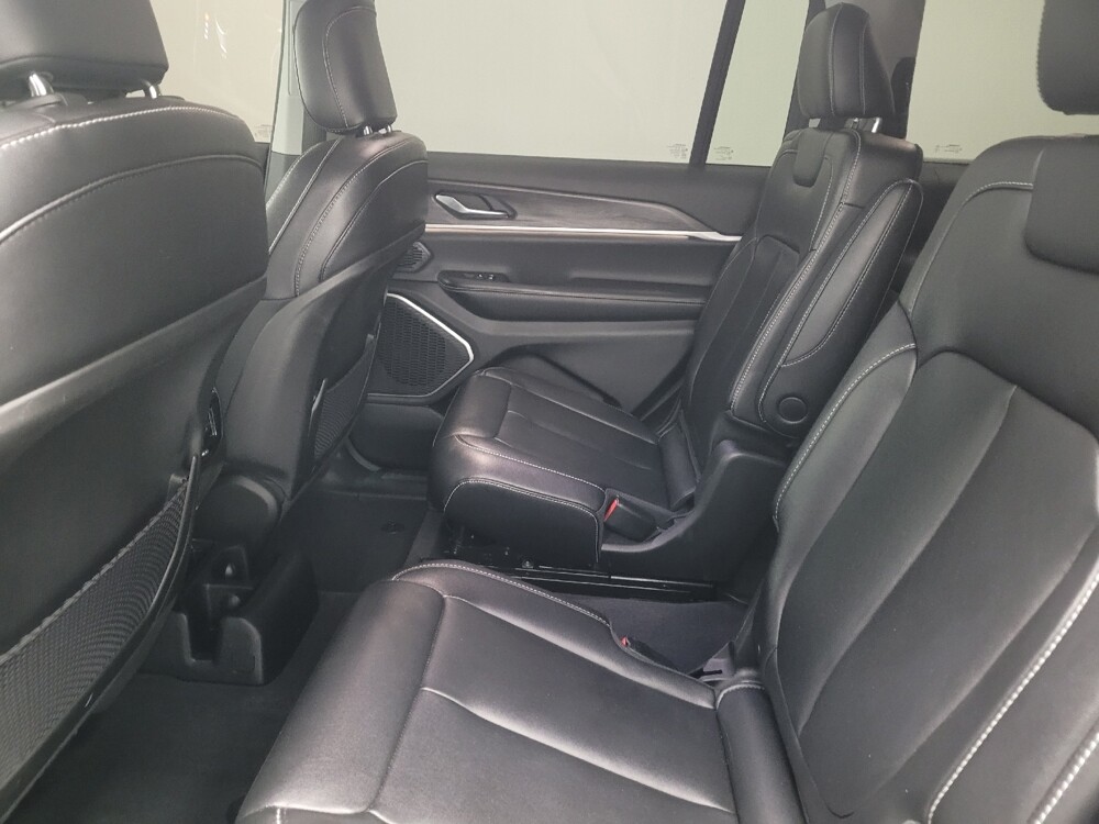 2023 Jeep Grand Cherokee L in Las Vegas, NV 89104 - 18143009 18