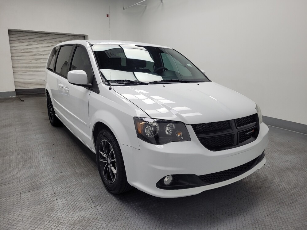 2016 Dodge Grand Caravan in Las Vegas, NV 89102 - 18143011 14
