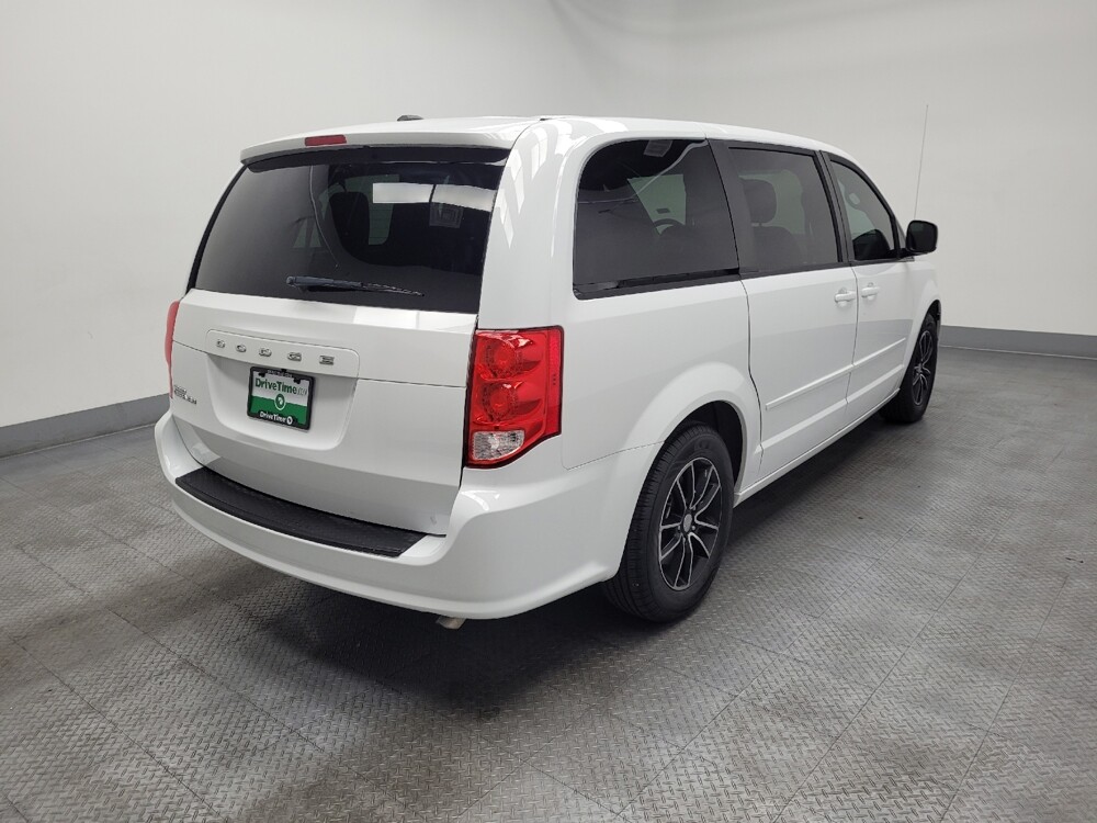 2016 Dodge Grand Caravan in Las Vegas, NV 89102 - 18143011 9