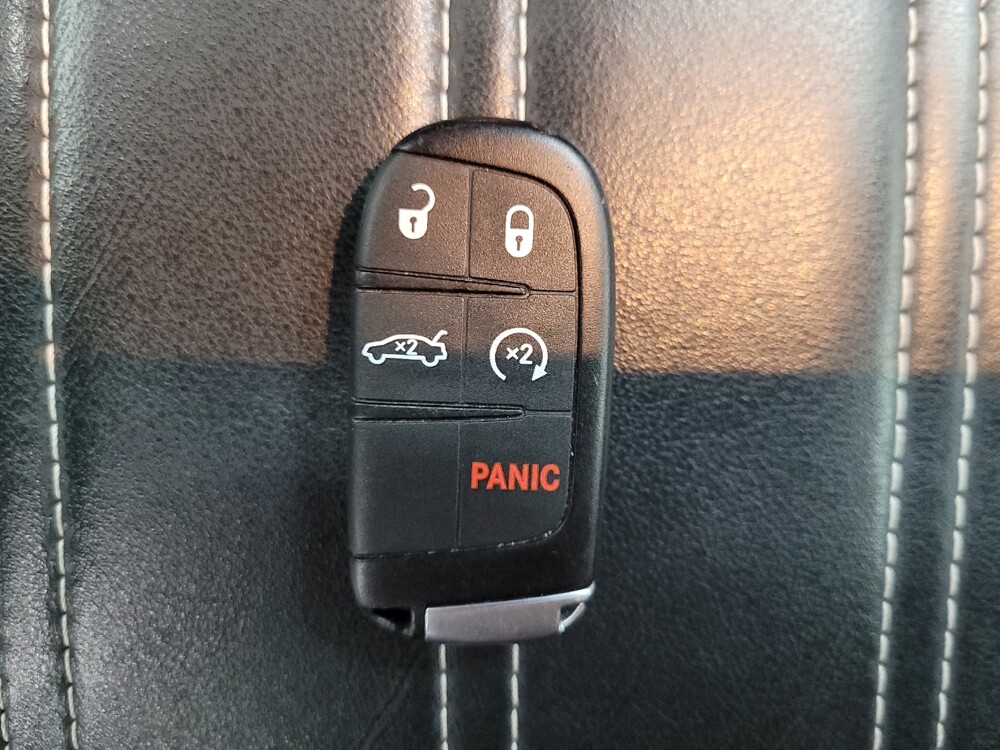 2014 Chrysler 300 in Las Vegas, NV 89102 - 18143012 32