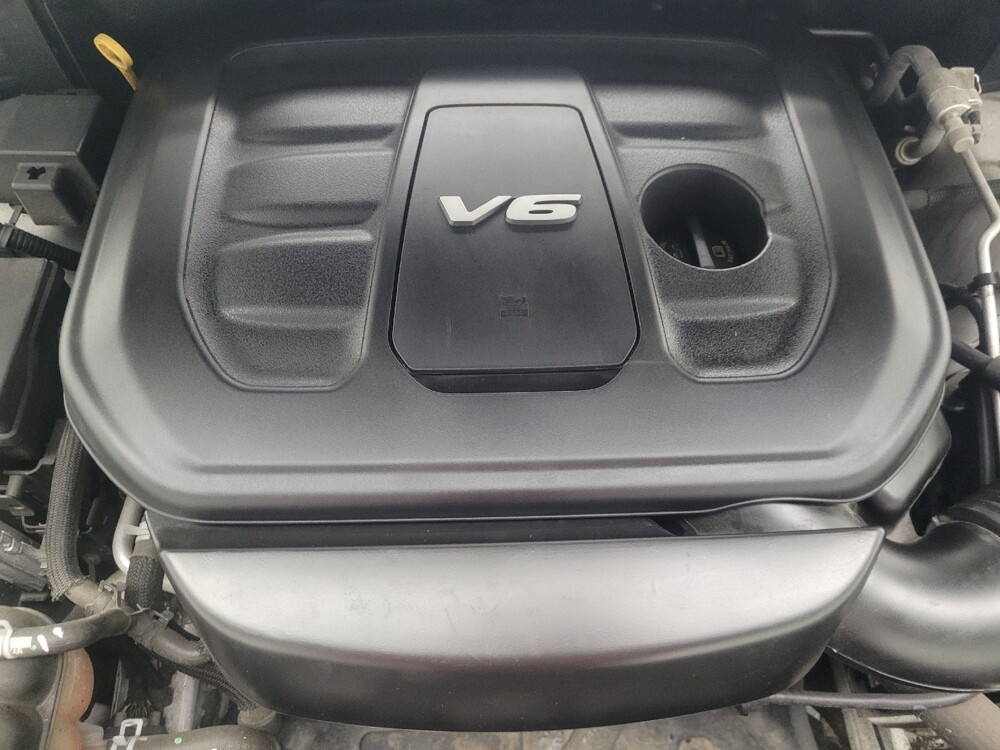 2017 Jeep Grand Cherokee in Indianapolis, IN 46219 - 18143015 30