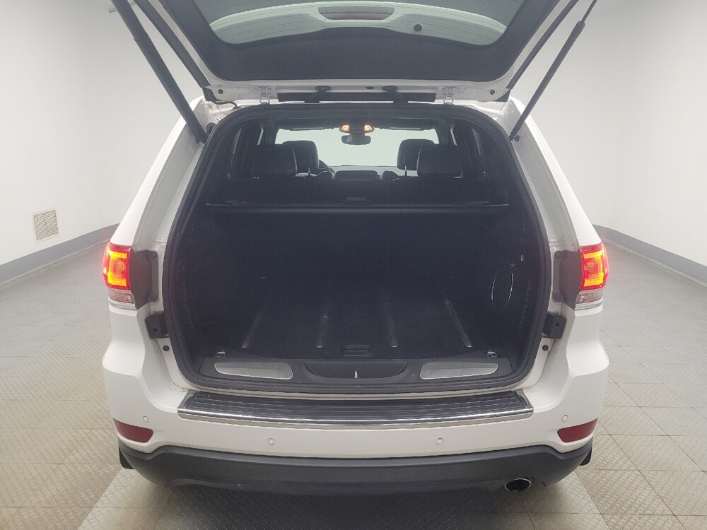 2017 Jeep Grand Cherokee in Indianapolis, IN 46219 - 18143015 29