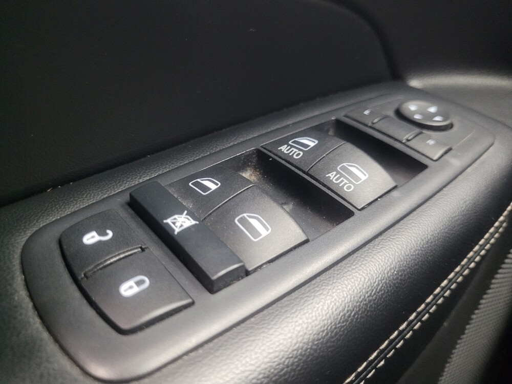 2017 Jeep Grand Cherokee in Indianapolis, IN 46219 - 18143015 27