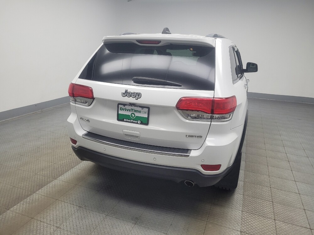 2017 Jeep Grand Cherokee in Indianapolis, IN 46219 - 18143015 7