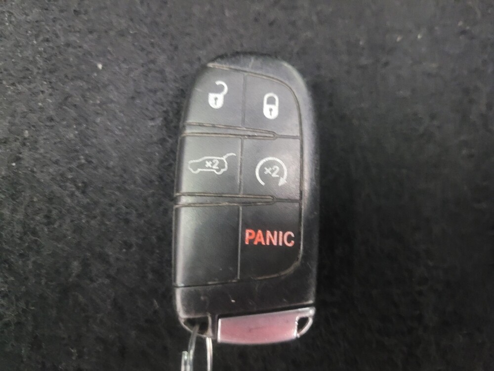2017 Jeep Grand Cherokee in Indianapolis, IN 46219 - 18143015 32